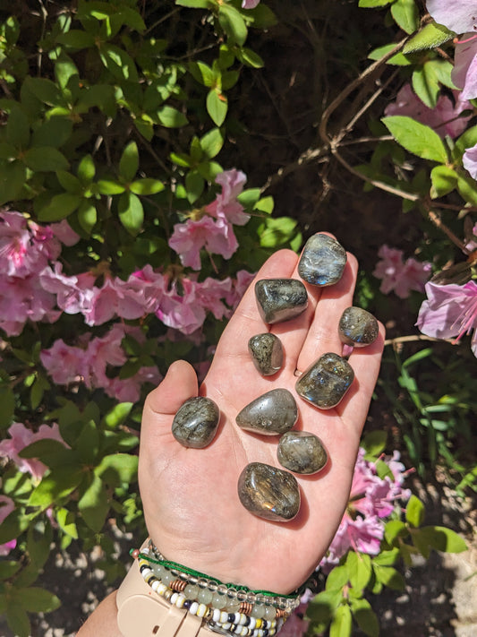 Labradorite tumble