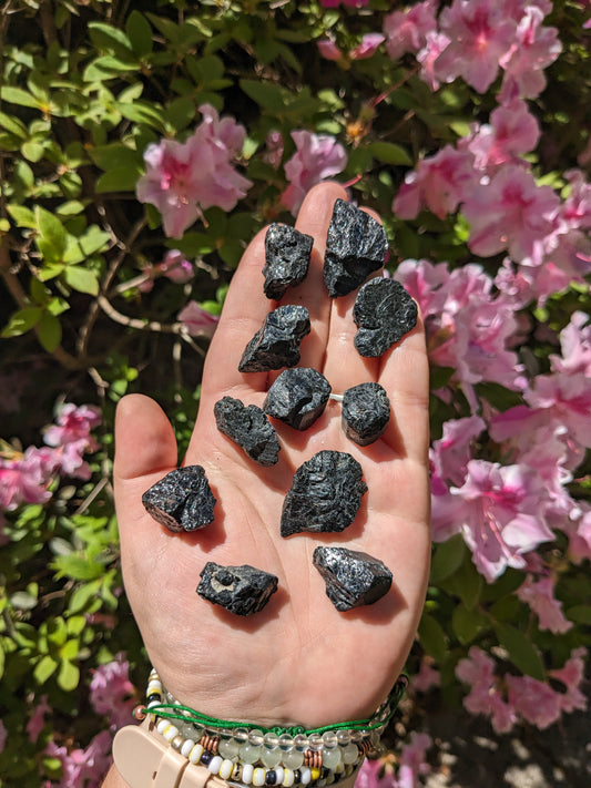 Raw black tourmaline