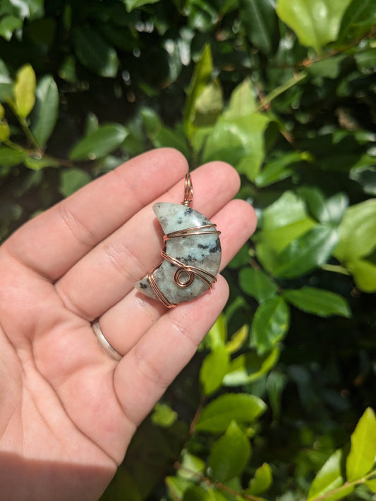 kiwi jasper moon pendant